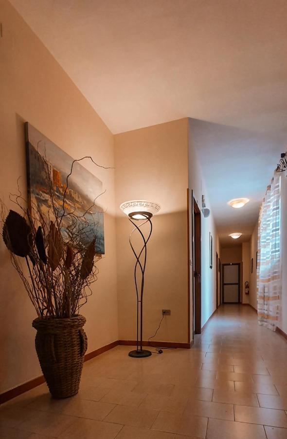 Hotel Mediterraneo Giovinazzo Exterior foto